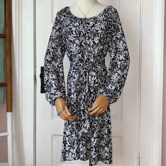 LANE BRYANT LONG SLEEVE DRESS WITH SASH - Picture 2 of 9